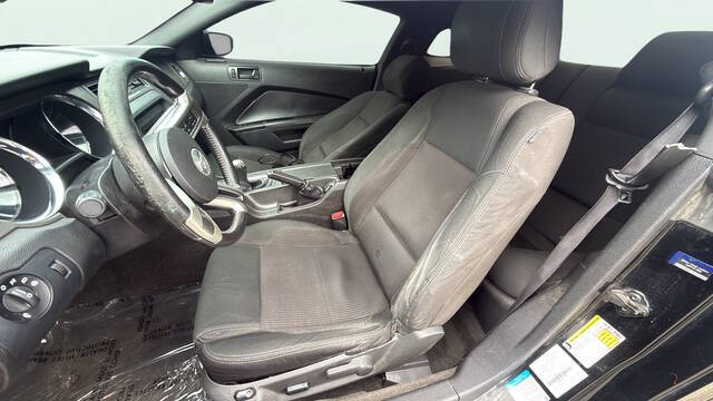 2014 Ford Mustang V6