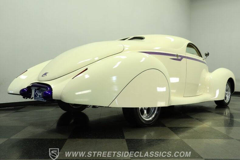 1939 Lincoln Zephyr