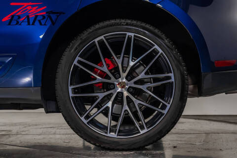 2022 Porsche Macan S