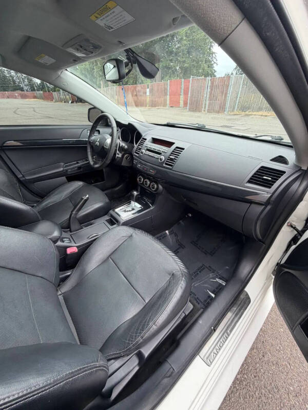 2012 Mitsubishi Lancer