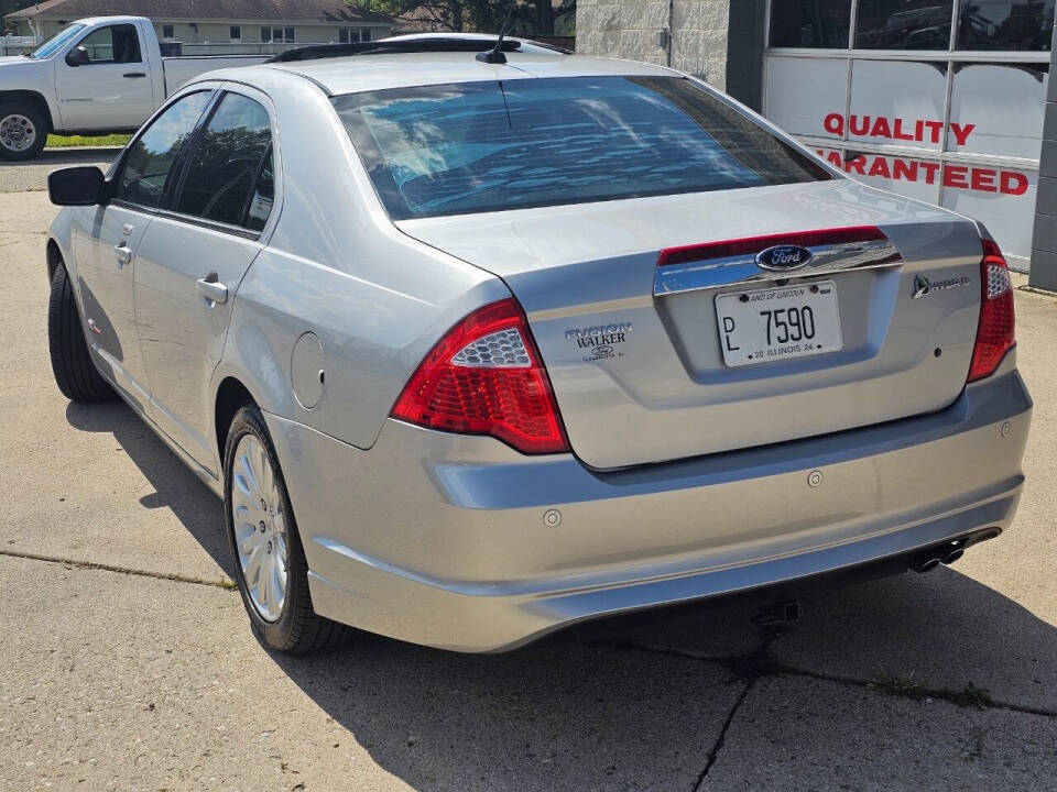 2010 Ford Fusion Hybrid for sale at Quantum Auto Co in Plainfield, IL