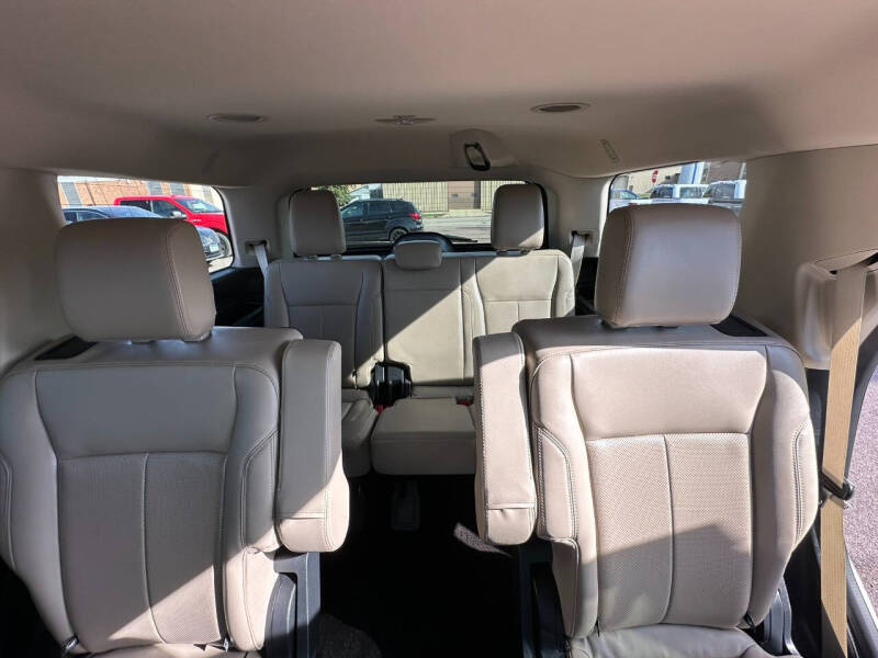 2022 Ford Expedition XLT