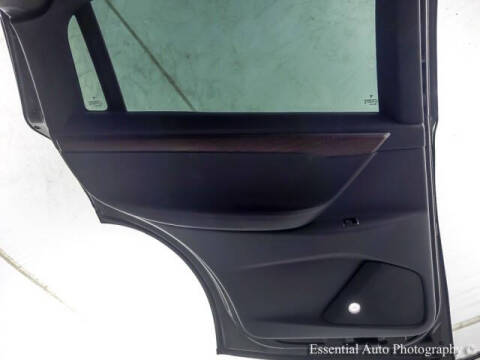 2019 Tesla Model X Standard Range