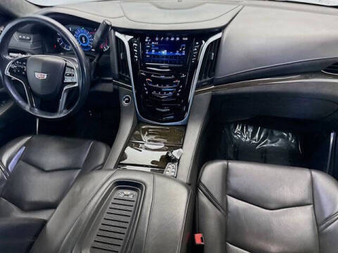 2020 Cadillac Escalade Platinum