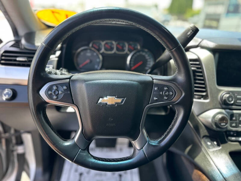 2017 Chevrolet Suburban LT