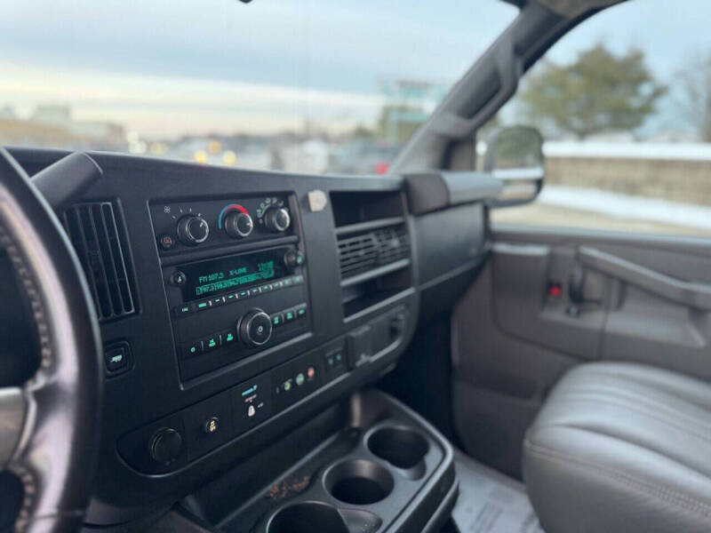 2019 Chevrolet Express 2500