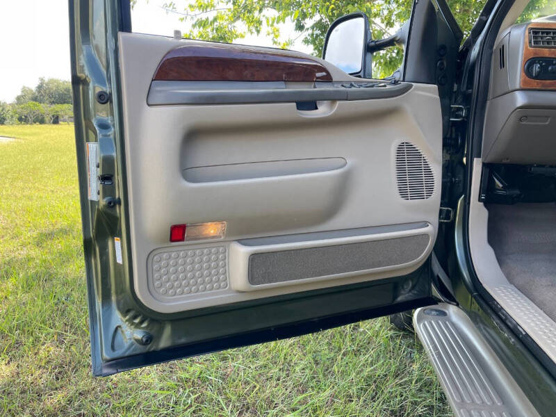 2000 Ford Excursion Limited