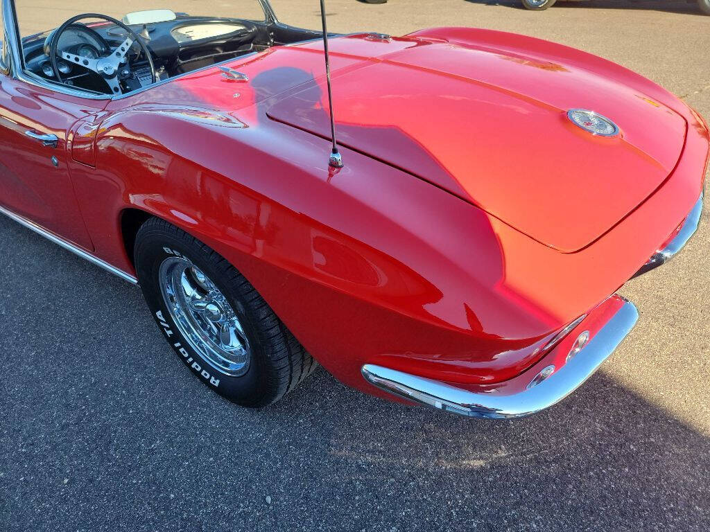 1962 Chevrolet Corvette 30