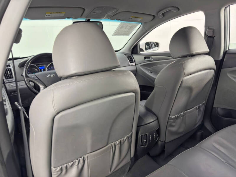 2013 Hyundai Sonata Hybrid Limited