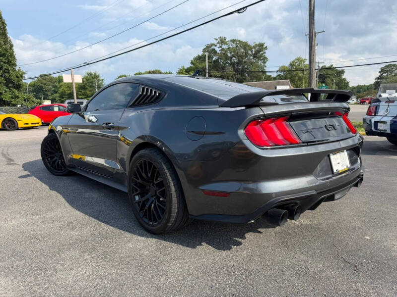 2020 Ford Mustang