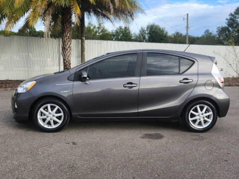 2014 Toyota Prius c Three