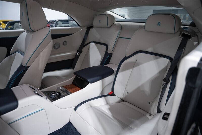 2024 Rolls-Royce Spectre