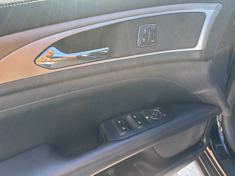 2017 Lincoln MKZ Premiere