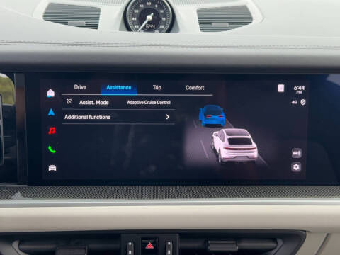 2024 Porsche Cayenne Turbo E-Hybrid Coupe