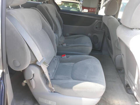 2006 Toyota Sienna LE 7 Passenger
