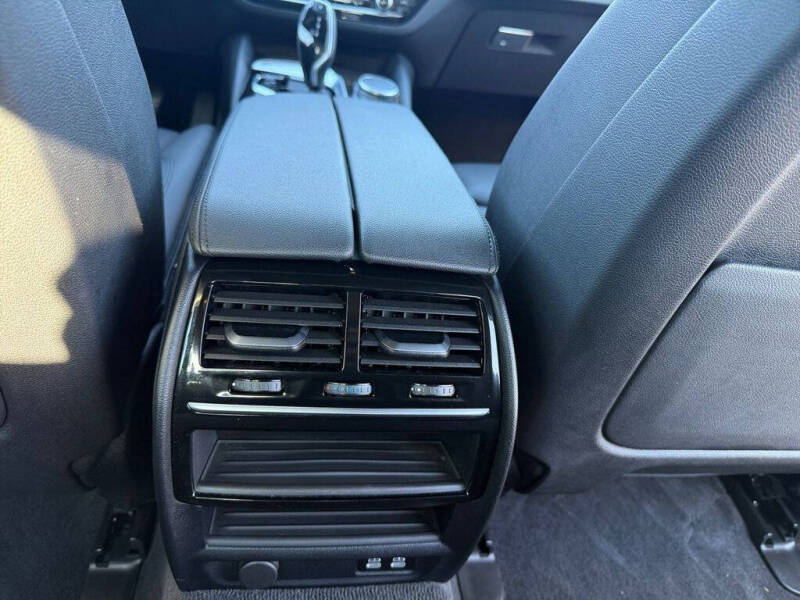 2020 BMW 5 Series 530e iPerformance