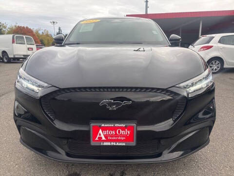 2022 Ford Mustang Mach-E Select