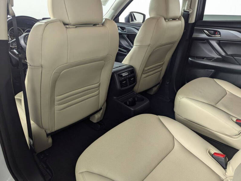 2022 Mazda CX-9 Touring Plus