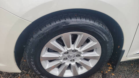 2015 Toyota Sienna Limited Premium 7-Passenger