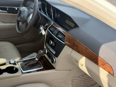 2012 Mercedes-Benz C-Class C 300 Sport 4MATIC