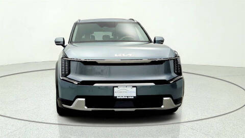 2024 Kia EV9 Land