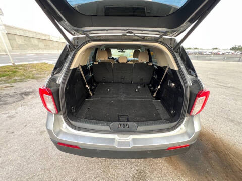 2021 Ford Explorer