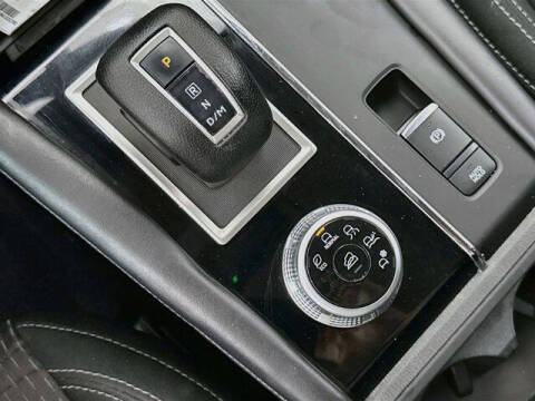 2024 Mitsubishi Outlander ES