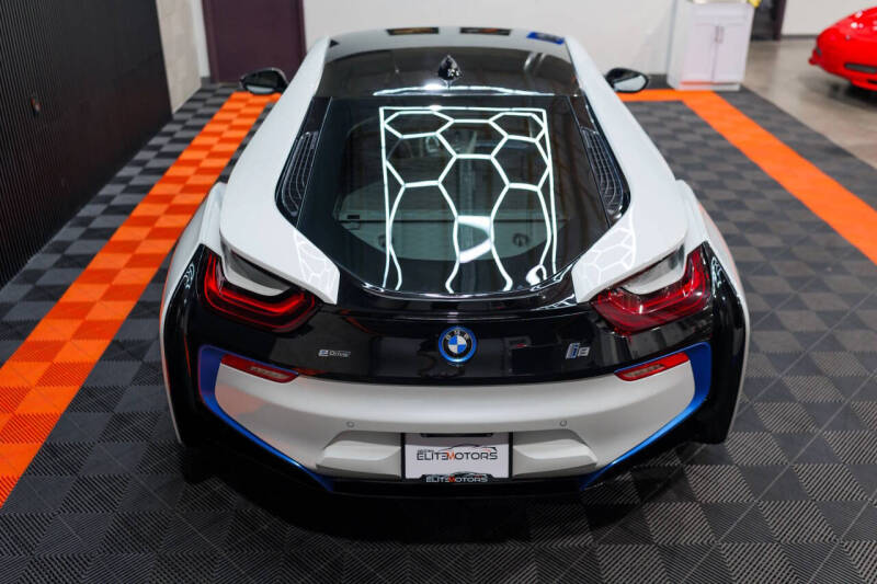 2015 BMW i8