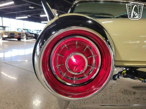 1963 Ford Thunderbird