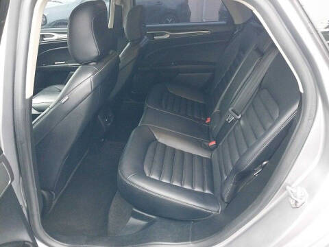 2020 Ford Fusion SEL