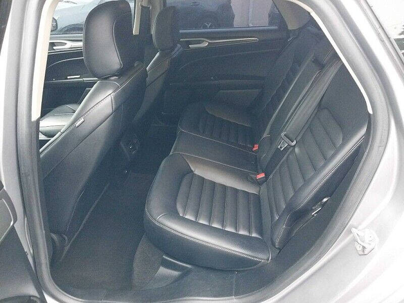 2020 Ford Fusion SEL