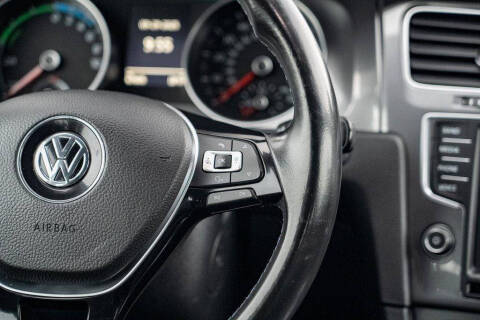 2016 Volkswagen e-Golf SEL Premium