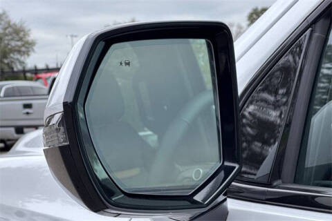 2023 GMC Yukon XL AT4