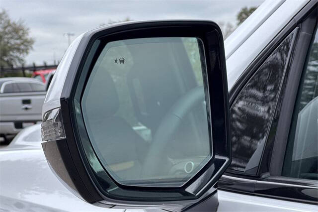 2023 GMC Yukon XL AT4