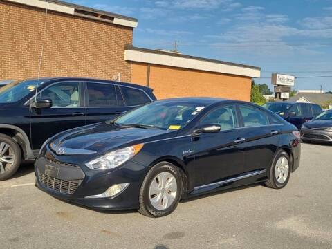 2015 Hyundai Sonata Hybrid for sale at Auto Finance of Raleigh in Raleigh NC