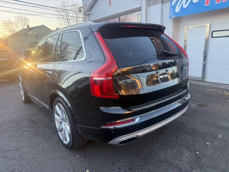 2017 Volvo XC90 T8 eAWD Inscription