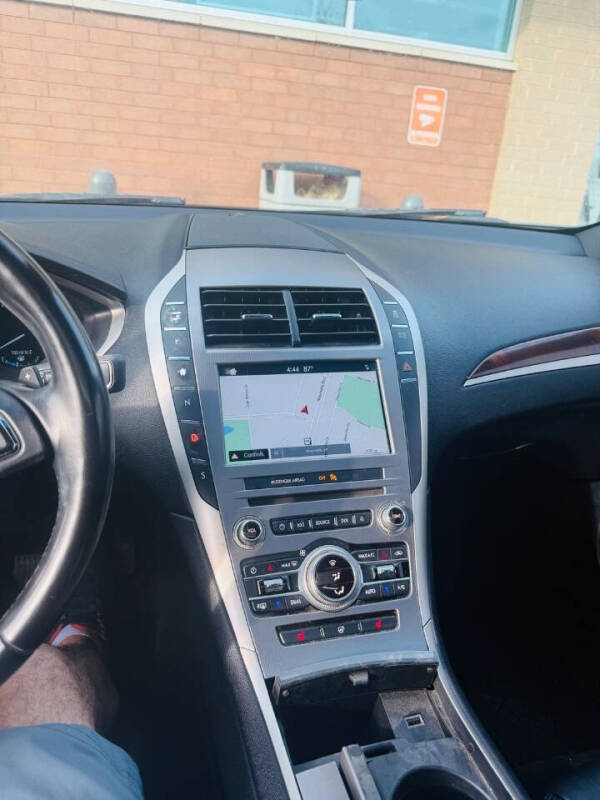 2018 Lincoln MKZ Select