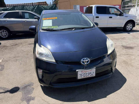 2014 Toyota Prius Three
