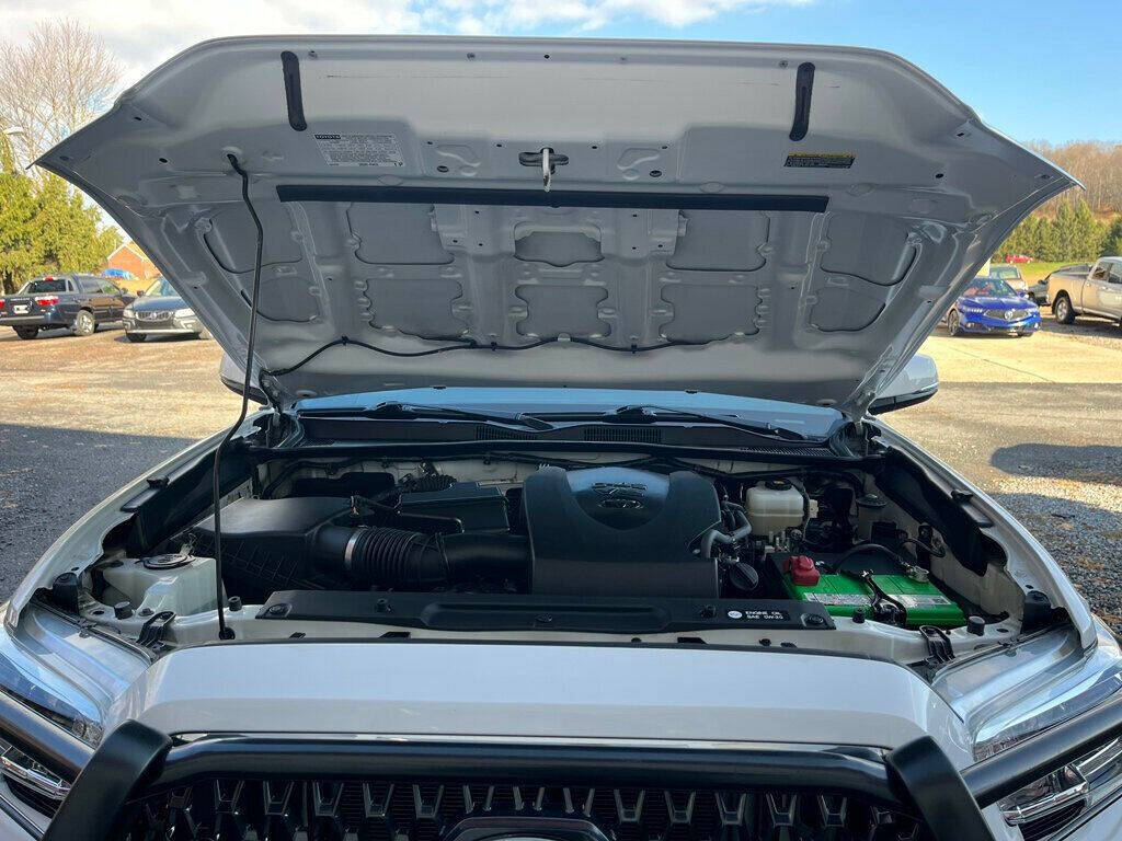 2018 Toyota Tacoma 19