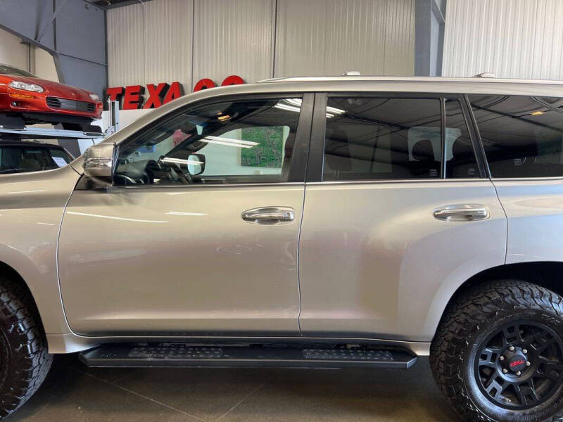 2023 Lexus GX 460