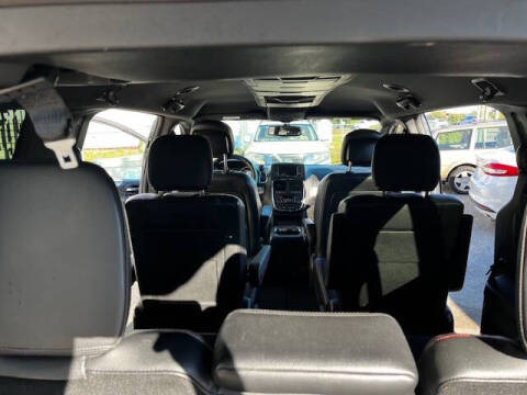 2013 Dodge Grand Caravan R/T