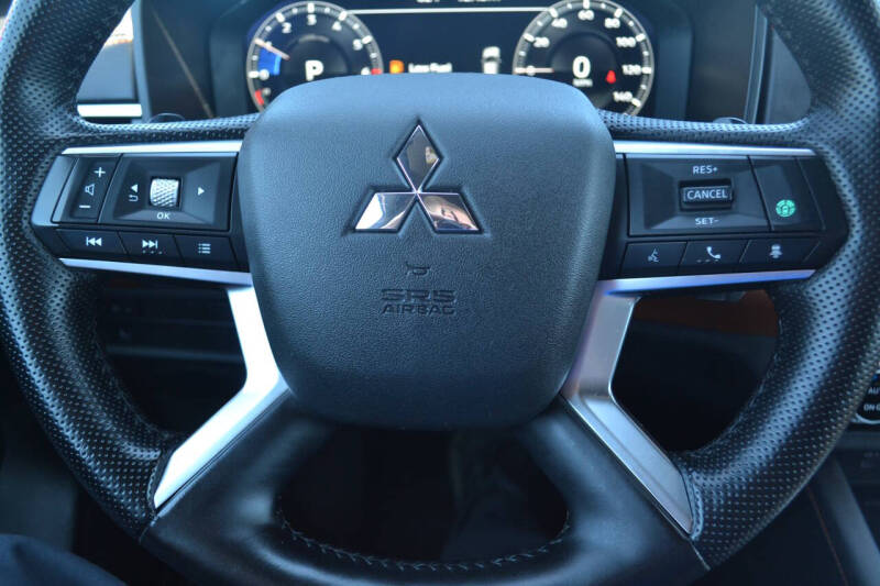 2024 Mitsubishi Outlander SEL