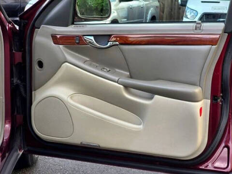 2002 Cadillac DeVille