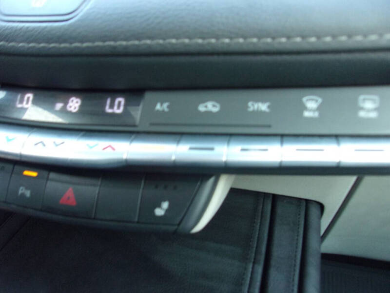 2019 Cadillac XT4 Luxury