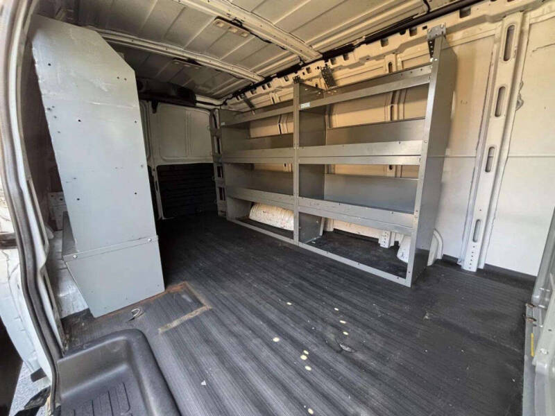 2021 Chevrolet Express 2500