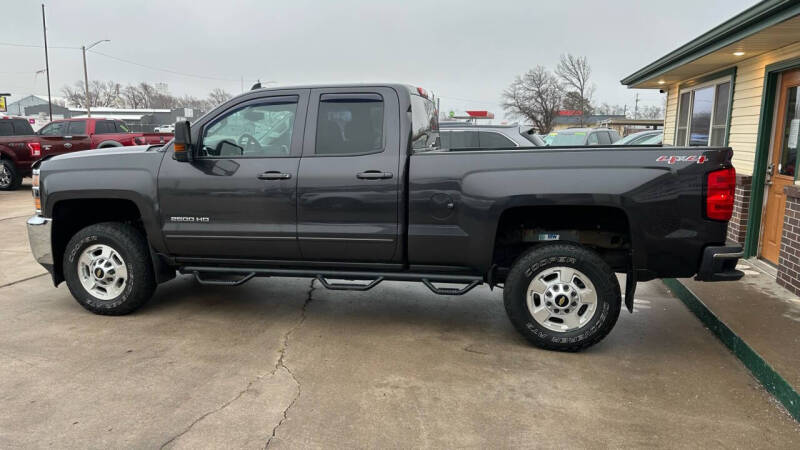 2015 Chevrolet Silverado 2500HD for sale at Eagle Care Autos in Mcpherson KS