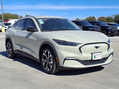 2025 Ford Mustang Mach-E Select