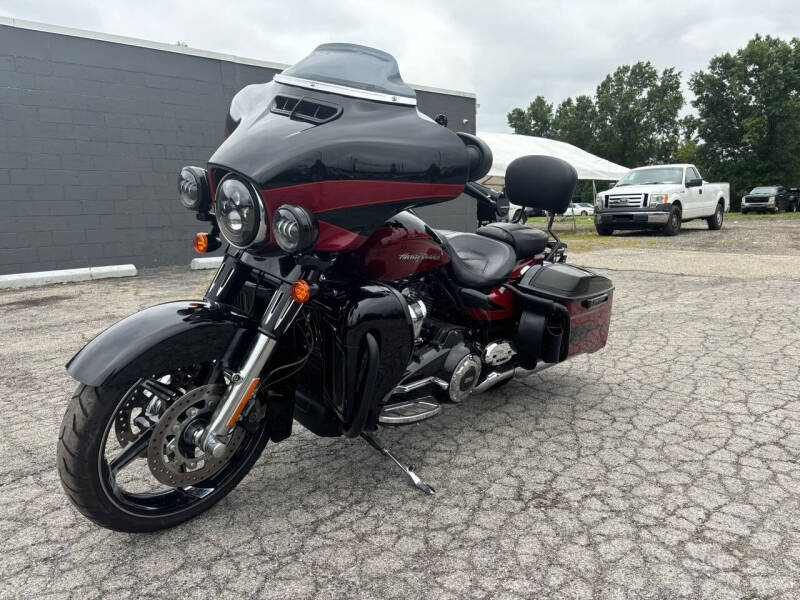 2017 Harley-Davidson Street Glide CVO for sale at 330 Motorsports in Youngstown OH