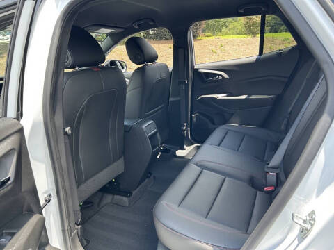 2025 Chevrolet Trax RS