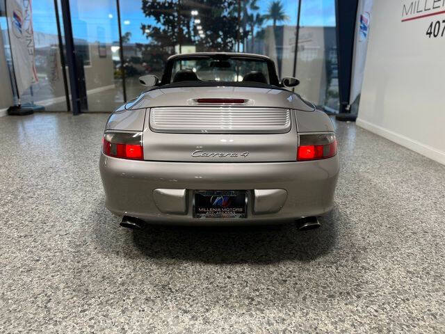 2002 Porsche 911 Carrera 4